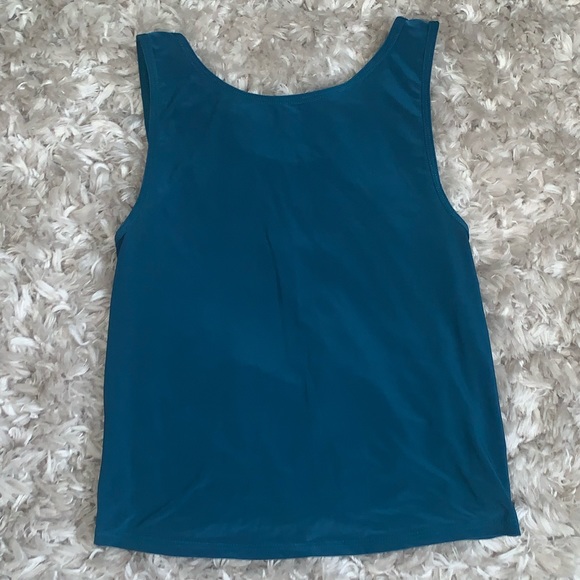 Workout Top - Picture 3 of 3